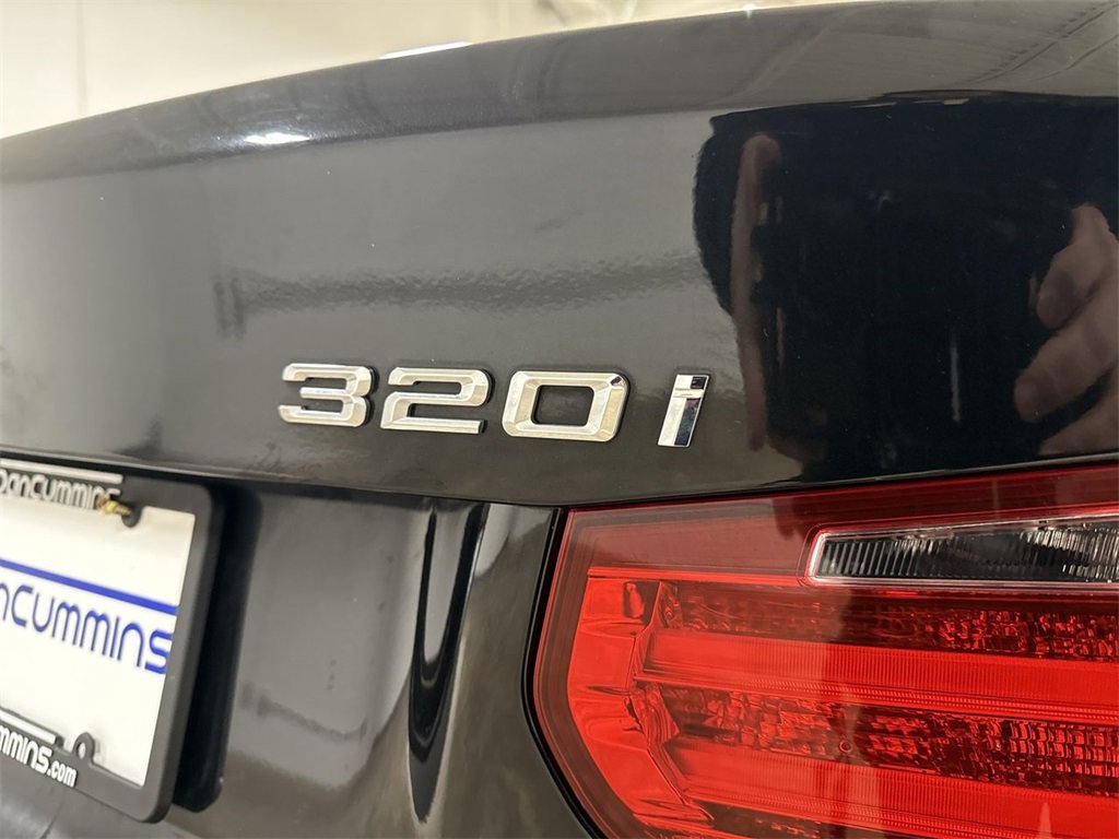 Used 2015 BMW 320i Sedan image 26
