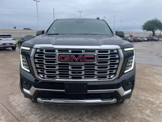 Used 2025 GMC Yukon Denali AWD/4WD image 2