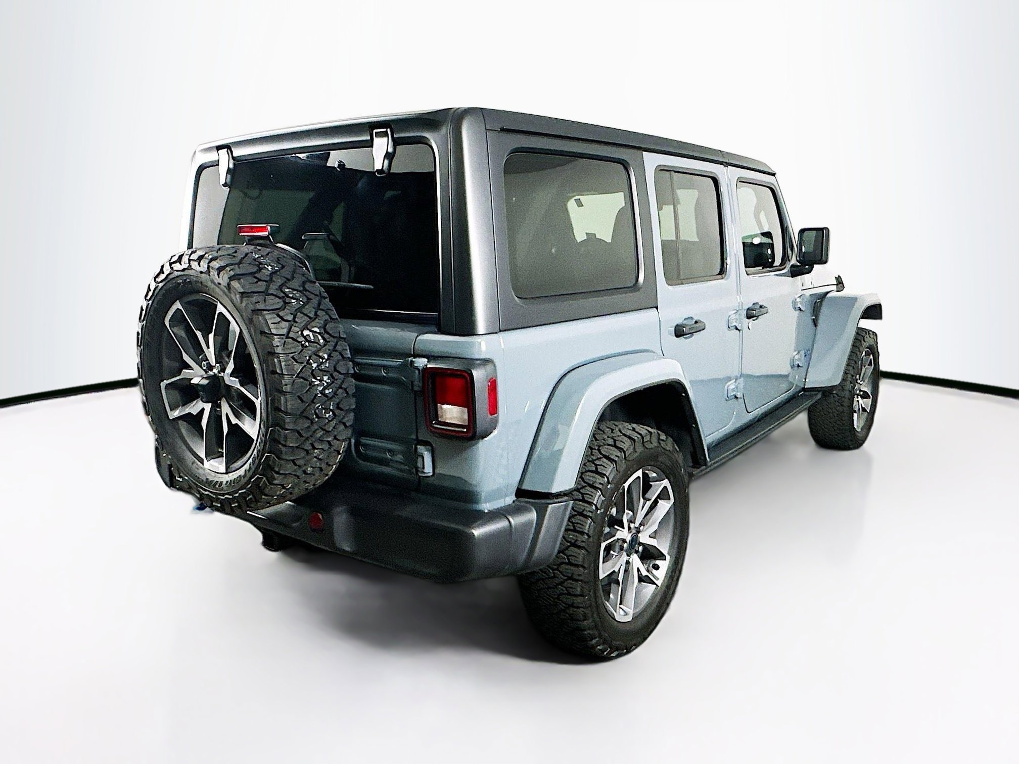 Used 2024 Jeep Wrangler Sport S w/ Convenience Group image 9