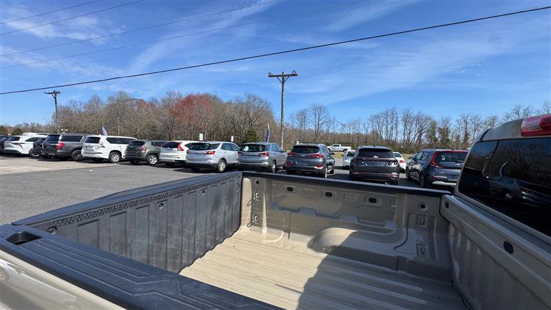 Used 2023 Chevrolet Colorado W/T RWD image 30