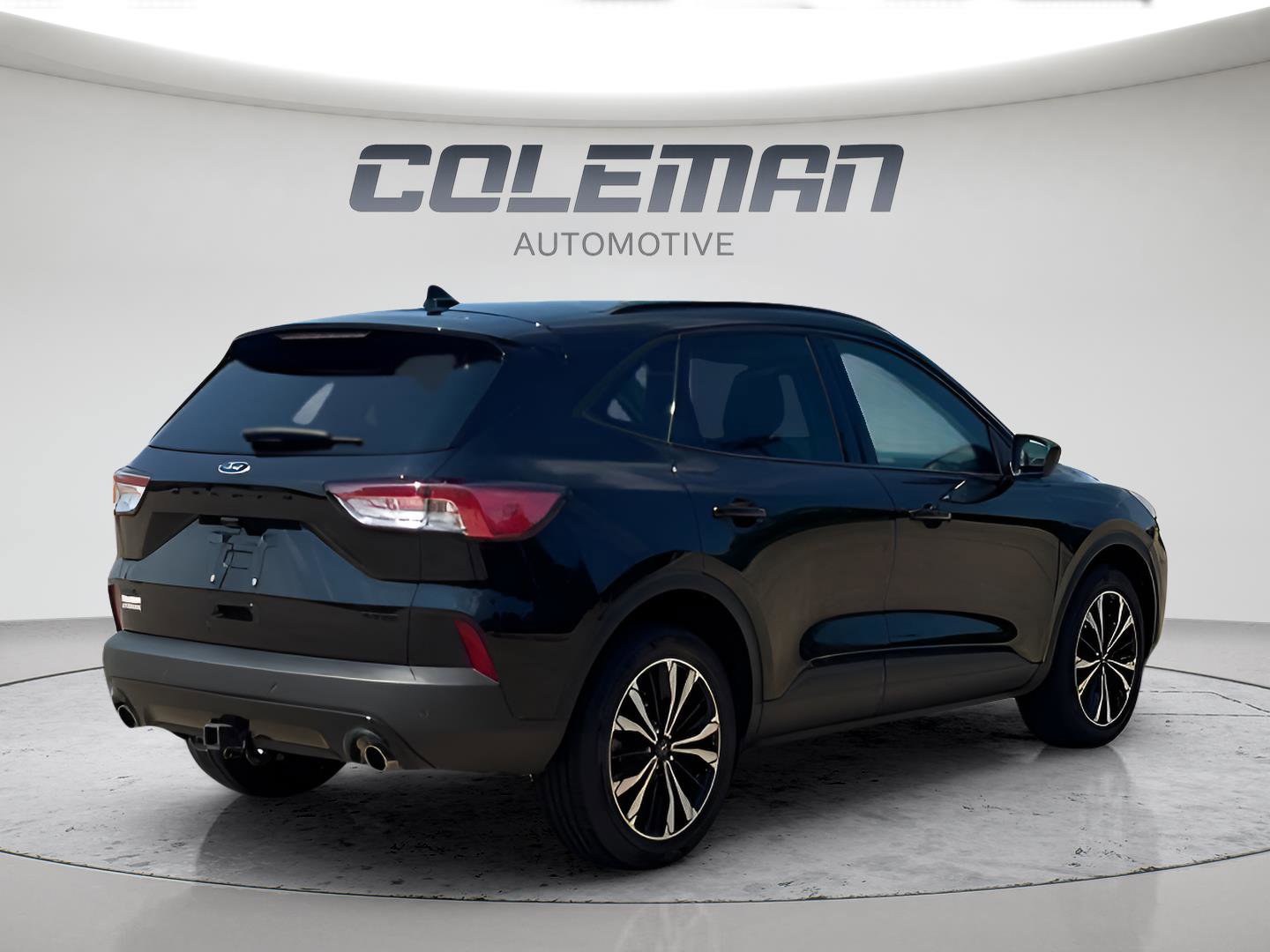 Used 2022 Ford Escape SEL w/ SEL Stealth AWD Package image 5