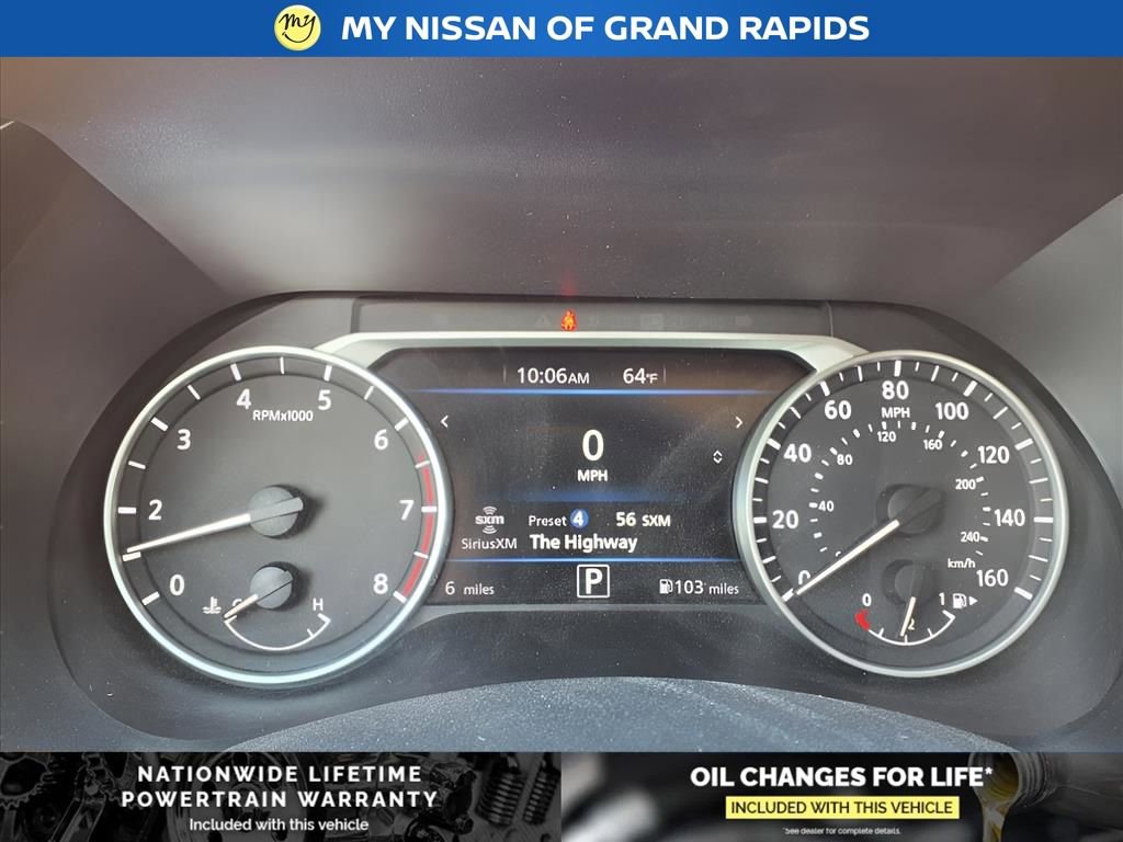 New 2025 Nissan Sentra SR w/ Midnight Edition image 24