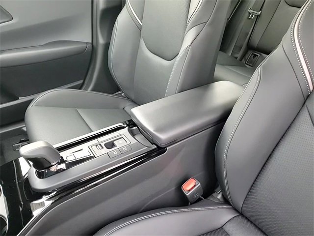 Used 2026 Toyota Prius XLE image 19