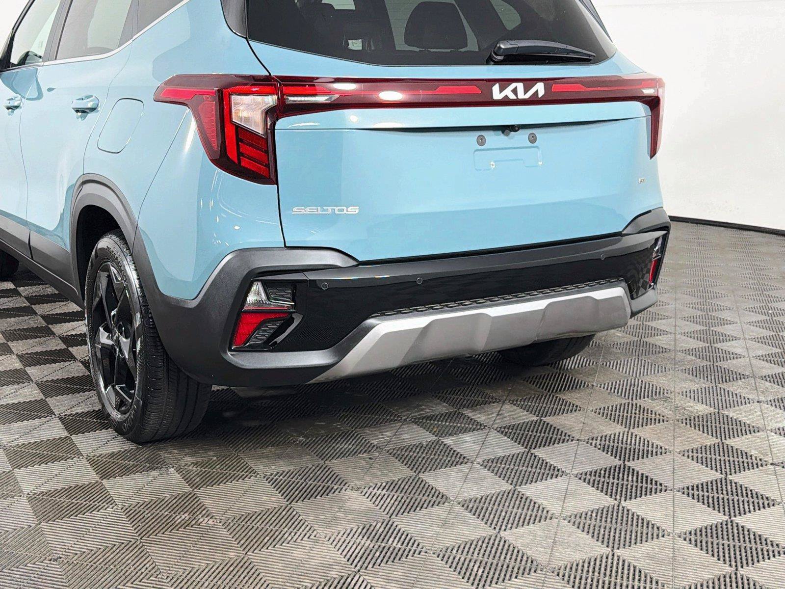 Used 2026 Kia Seltos EX w/ EX Sunroof Package AWD/4WD image 39