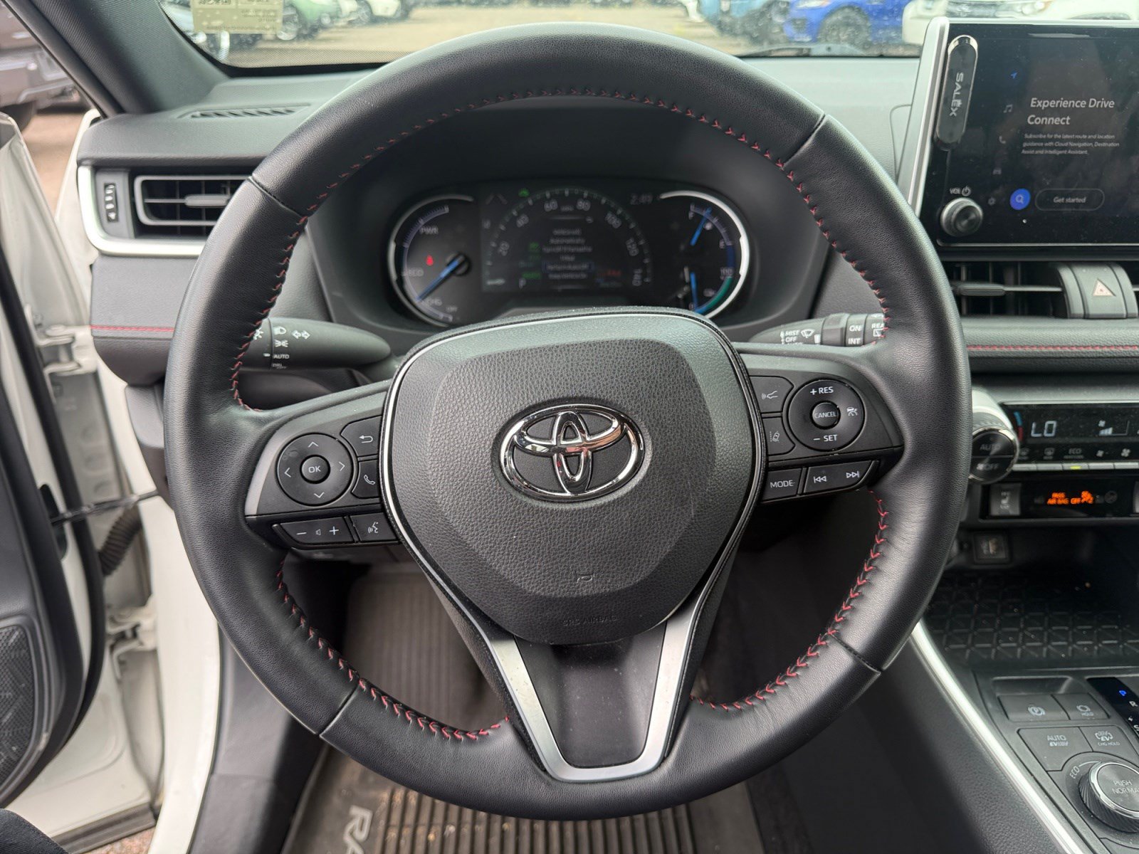 Used 2023 Toyota RAV4 SE w/ Weather & Moonroof Package AWD/4WD image 9
