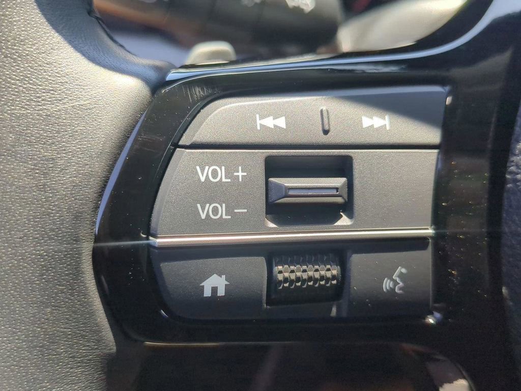 Used 2024 Honda Pilot EX-L image 19