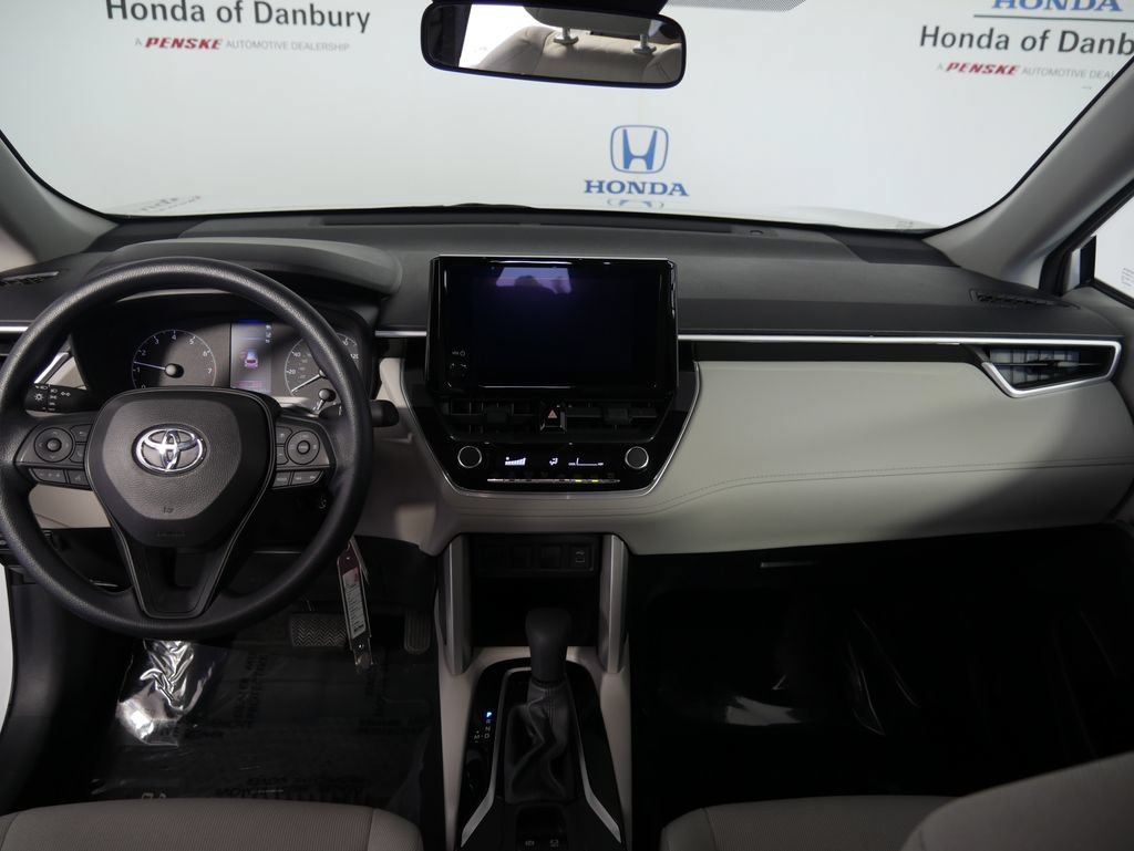 Used 2024 Toyota Corolla Cross L AWD/4WD image 16
