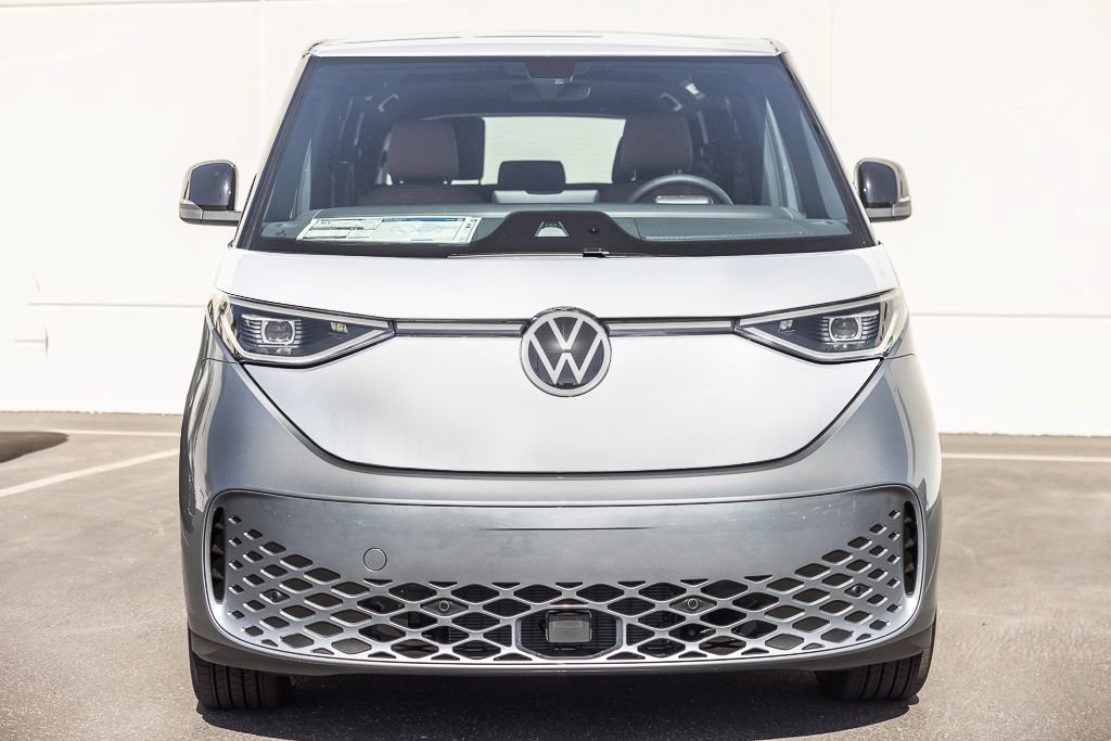 New 2025 Volkswagen ID. Buzz Pro S Plus RWD image 2
