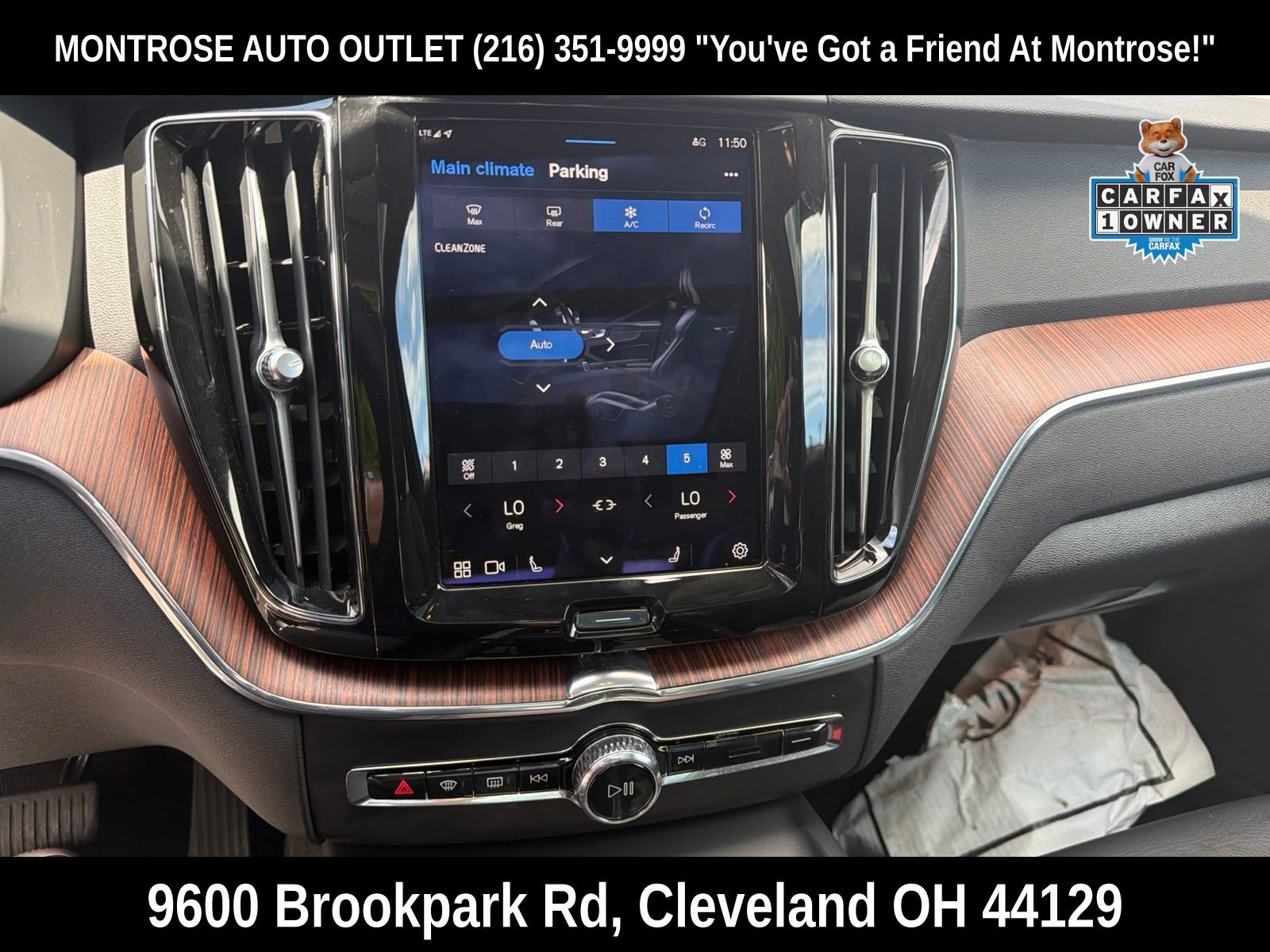 Used 2023 Volvo XC60 T8 Plus AWD/4WD image 4
