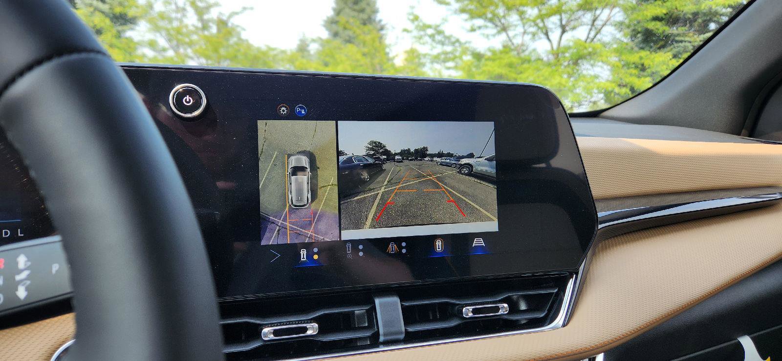 New 2026 Chevrolet Equinox ACTIV w/ Safety and Technology Package image 20