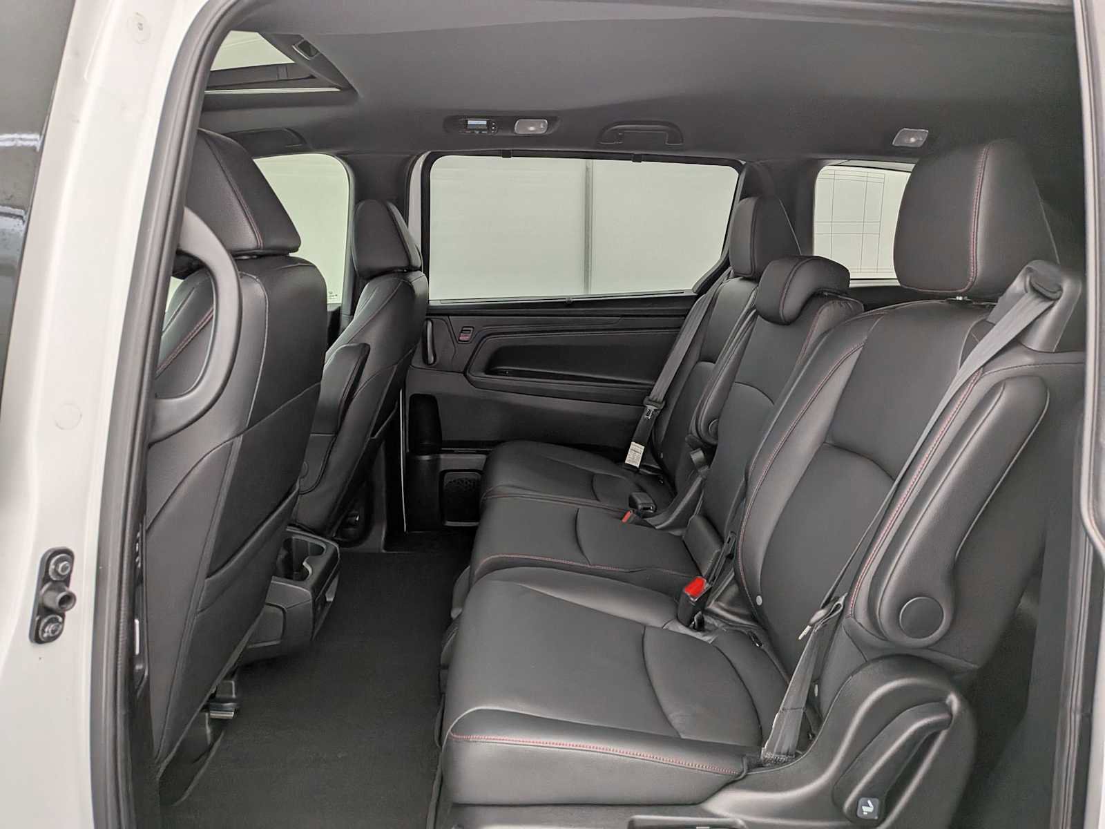 Used 2023 Honda Odyssey Sport image 21