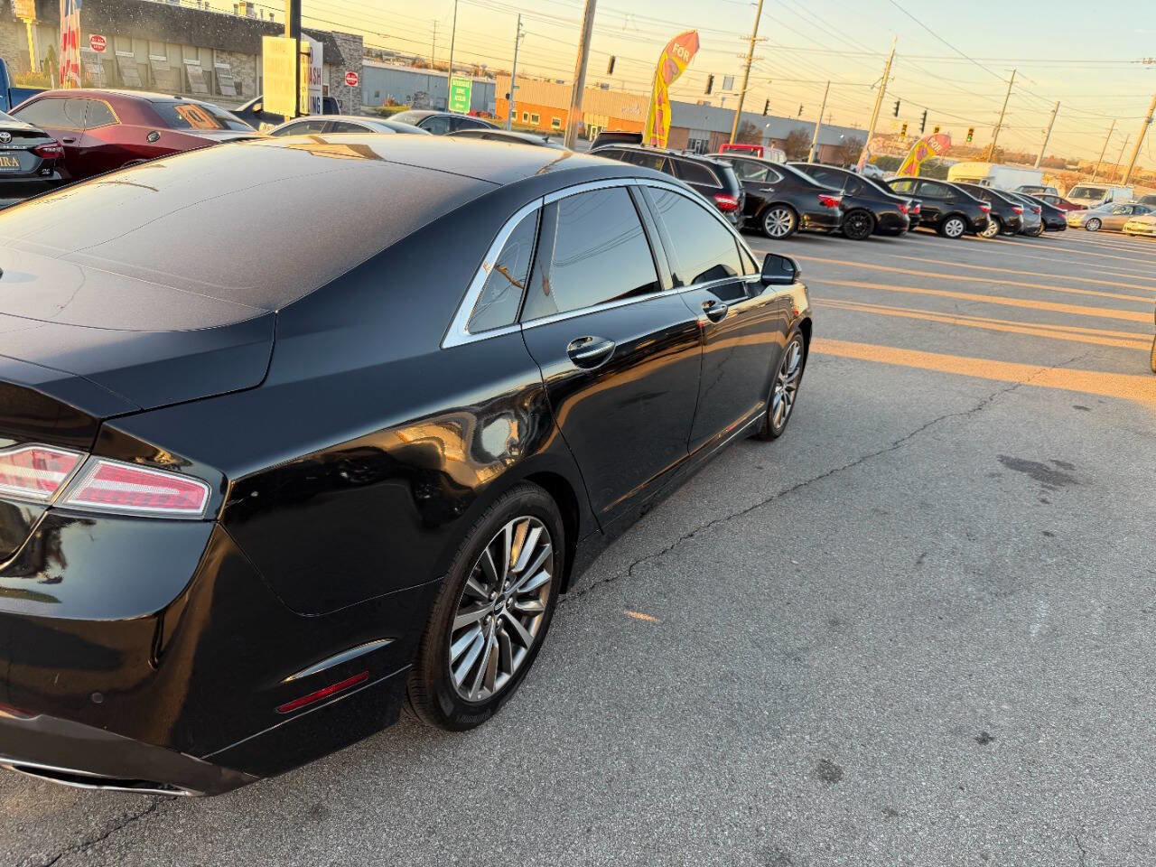 Used 2017 Lincoln MKZ Premiere image 35