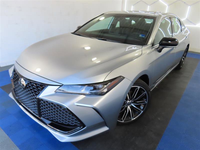 Used 2022 Toyota Avalon Touring w/ Advanced Safety Package image 4
