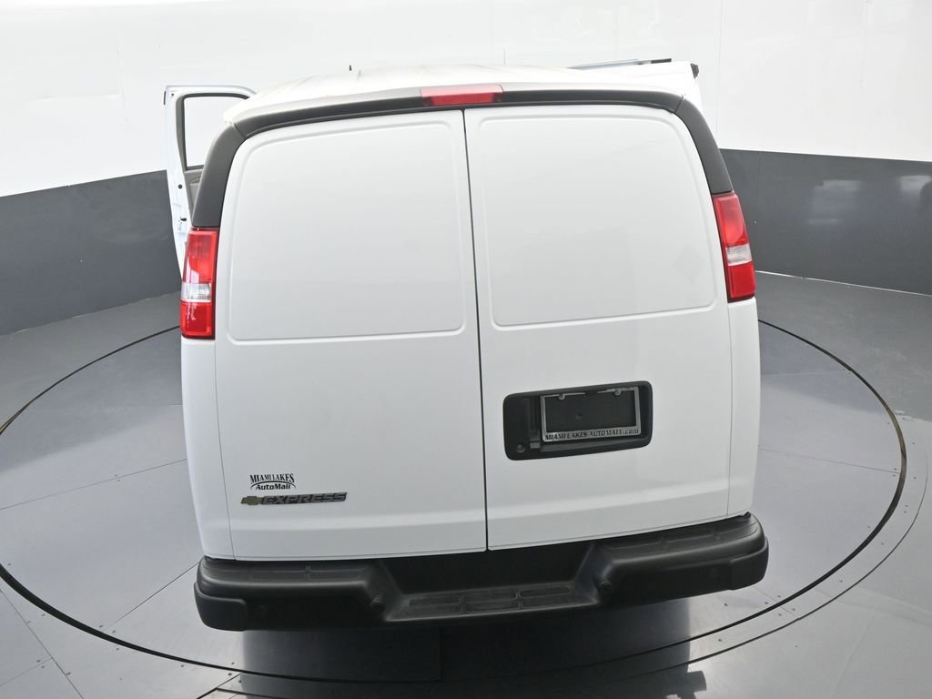 New 2025 Chevrolet Express 3500 Extended w/ Driver Convenience Package RWD image 61