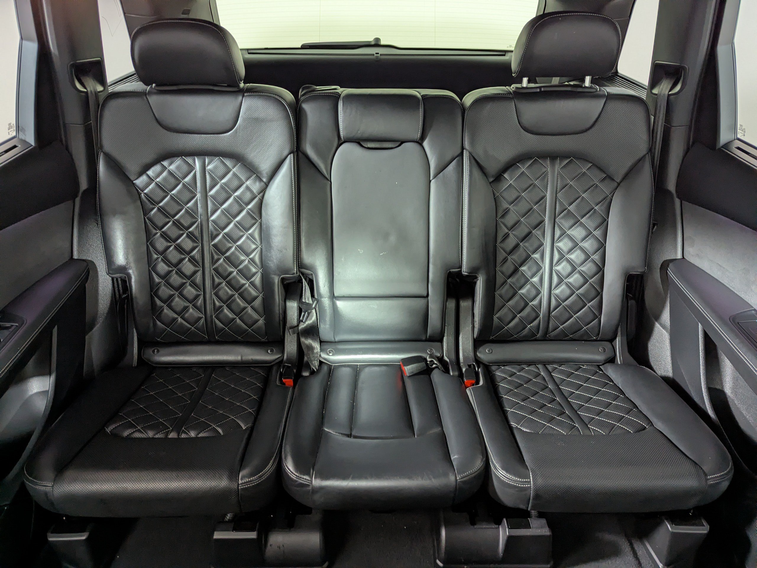 Used 2023 Audi SQ7 Premium Plus w/ Executive Package AWD/4WD image 13