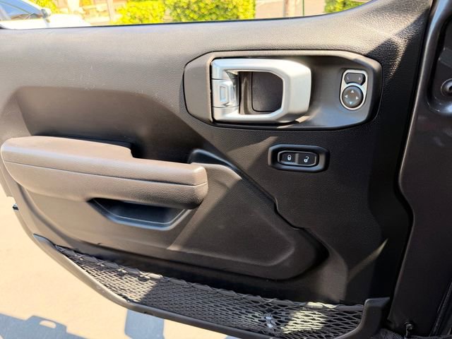 Used 2022 Jeep Wrangler Sport S image 12