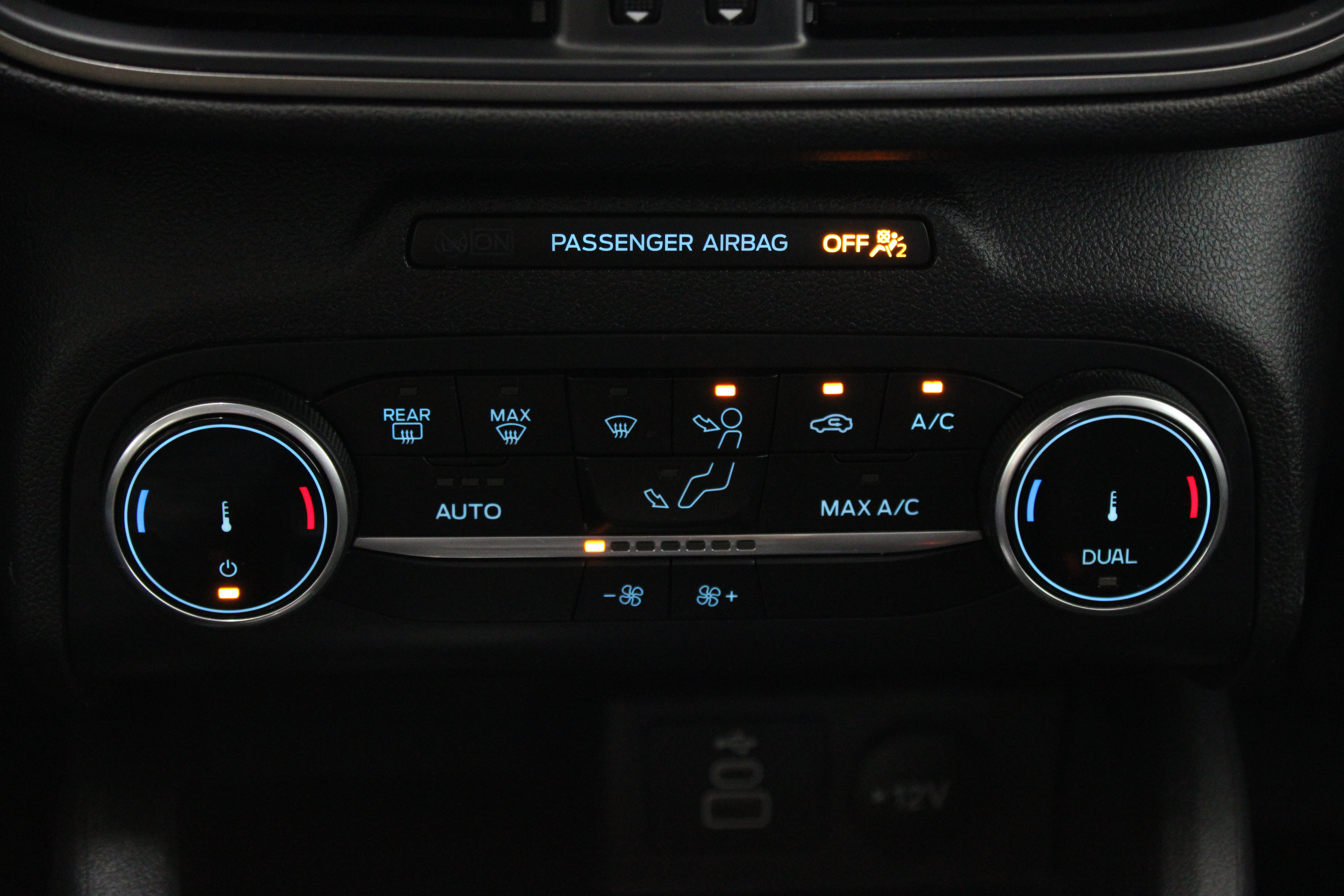 Used 2025 Ford Escape Active FWD image 19