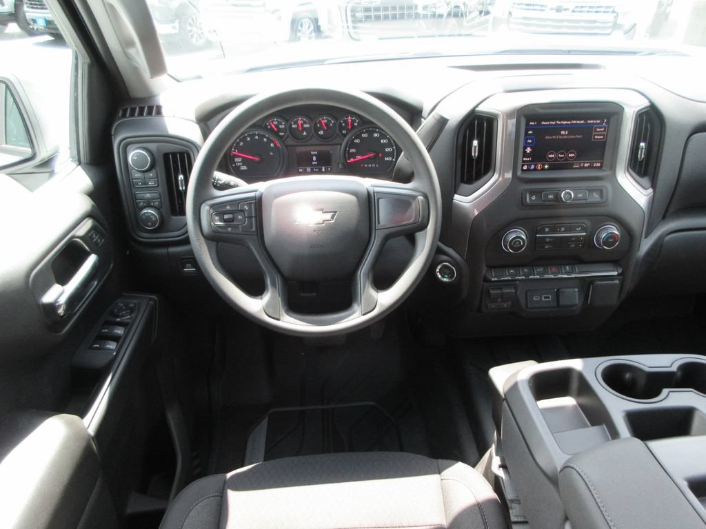 New 2026 Chevrolet Silverado 1500 Custom w/ Turbomax Blackout Package AWD/4WD image 16
