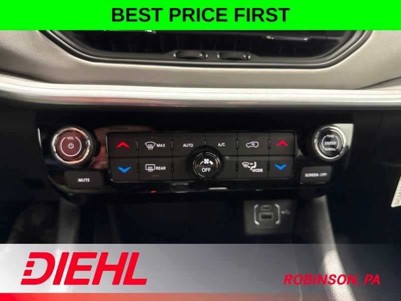 New 2026 Jeep Compass Limited AWD/4WD image 31