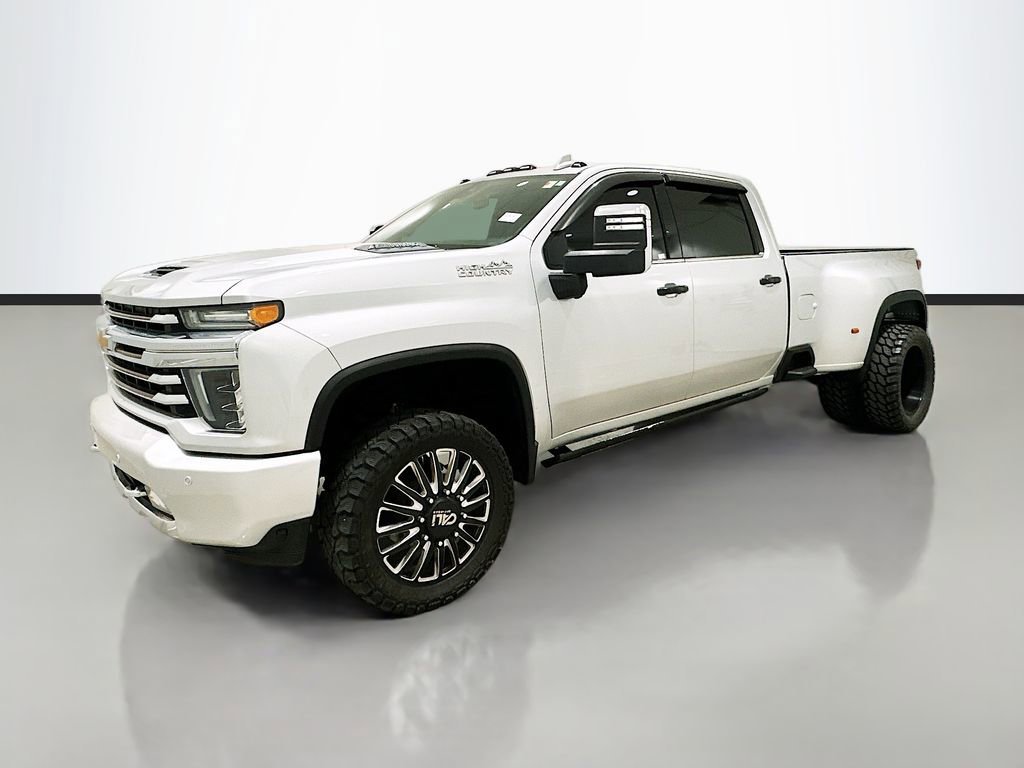 Used 2022 Chevrolet Silverado 3500 High Country w/ Safety Package II image 3