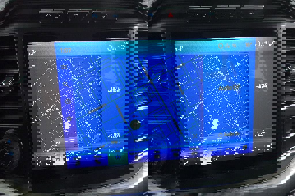 Certified 2023 Ford F150 Lariat w/ Equipment Group 502A High image 18