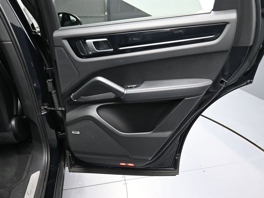 Certified 2022 Porsche Cayenne AWD/4WD image 26
