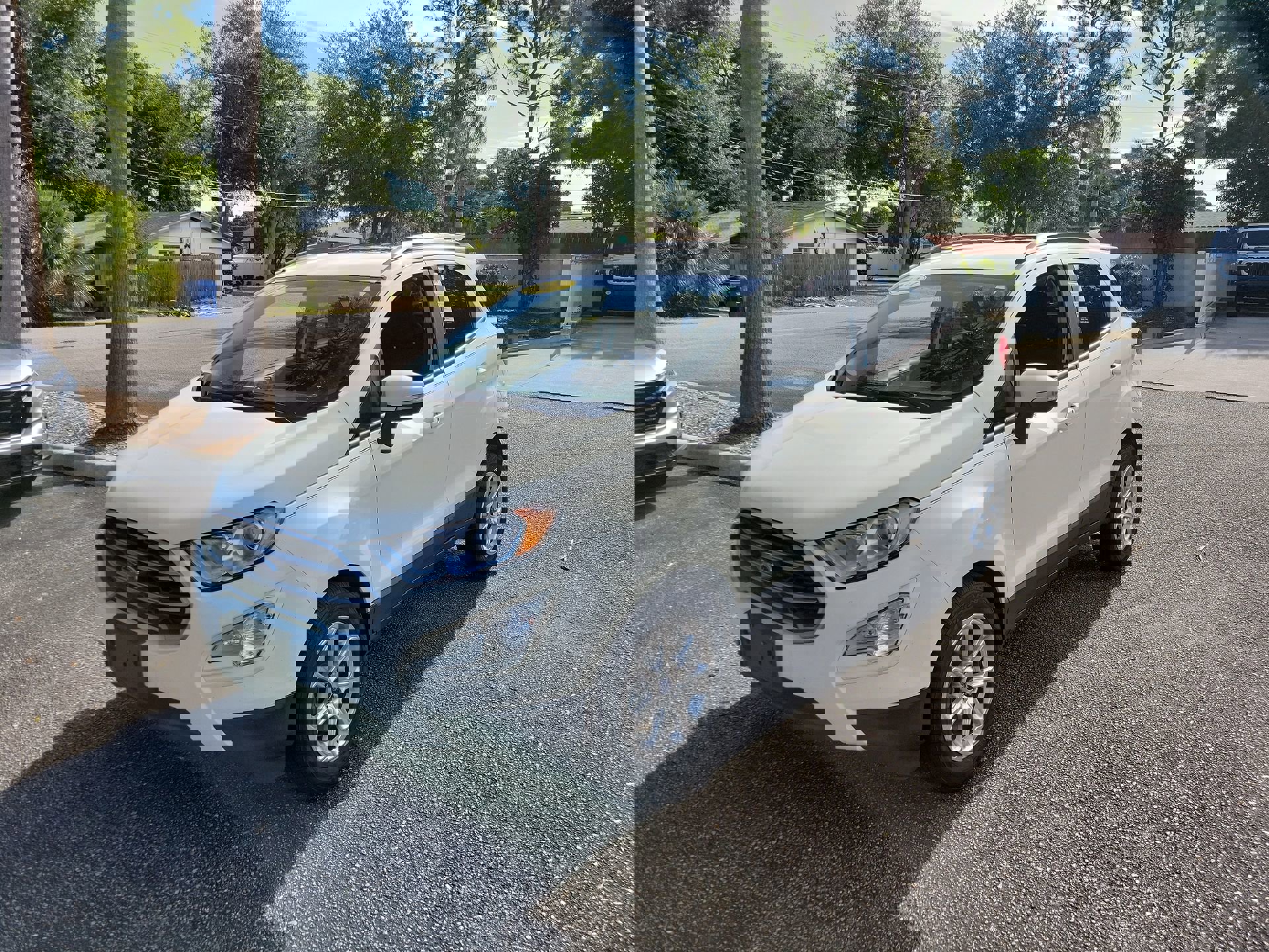 Used 2021 Ford EcoSport SE w/ SE Convenience Package FWD image 9