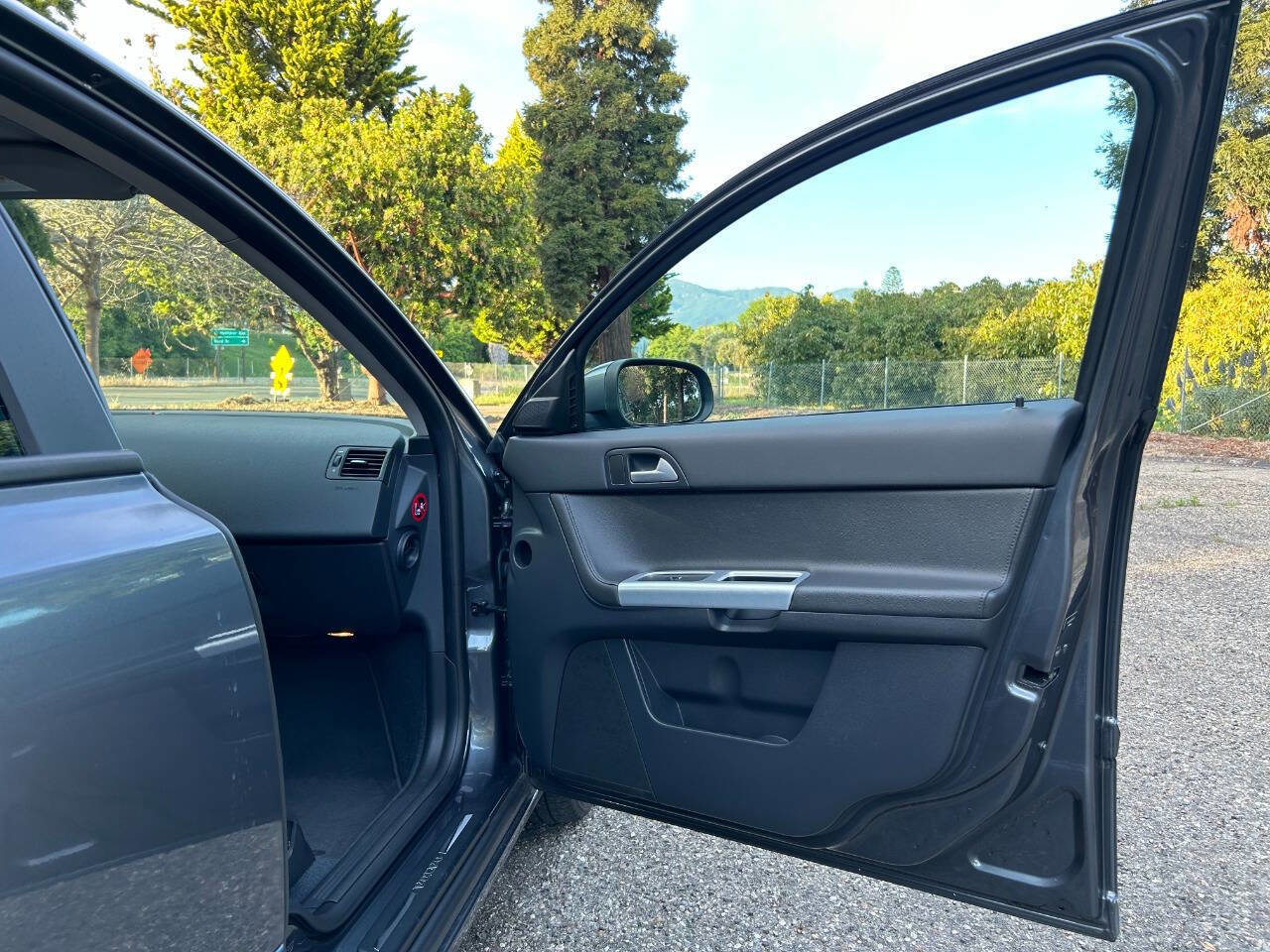 Used 2011 Volvo S40 T5 w/ Preferred Pkg FWD image 31