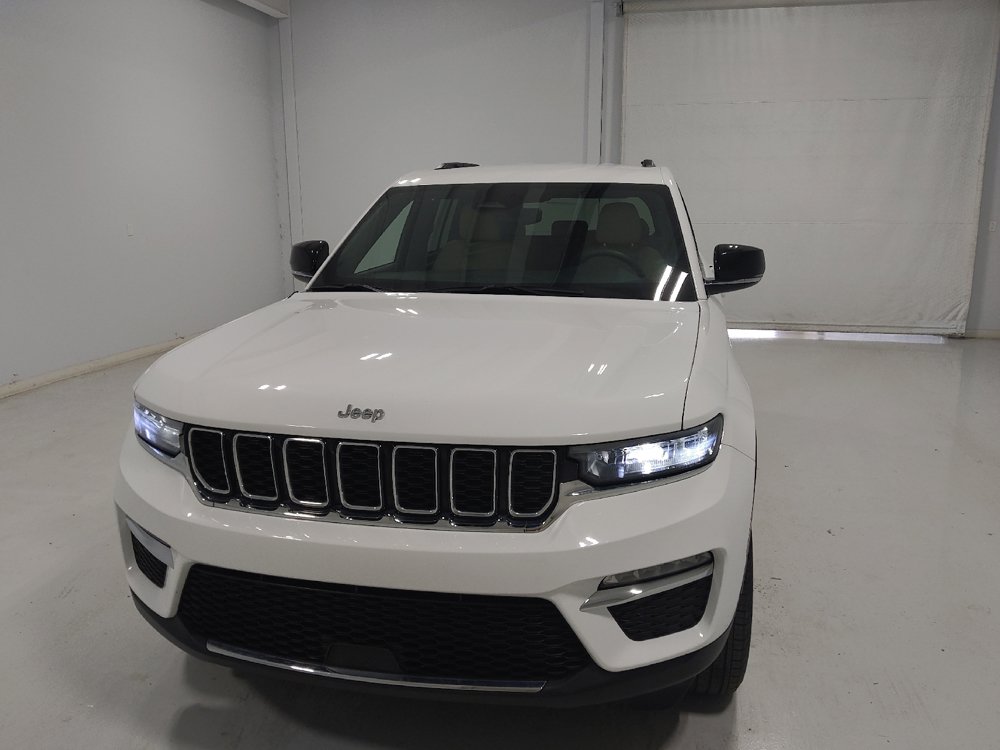 Used 2023 Jeep Grand Cherokee Limited AWD/4WD image 15