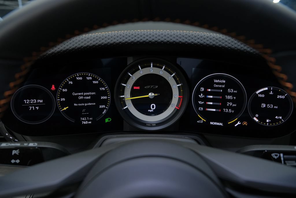 Used 2023 Porsche 911 GT3 RWD image 33