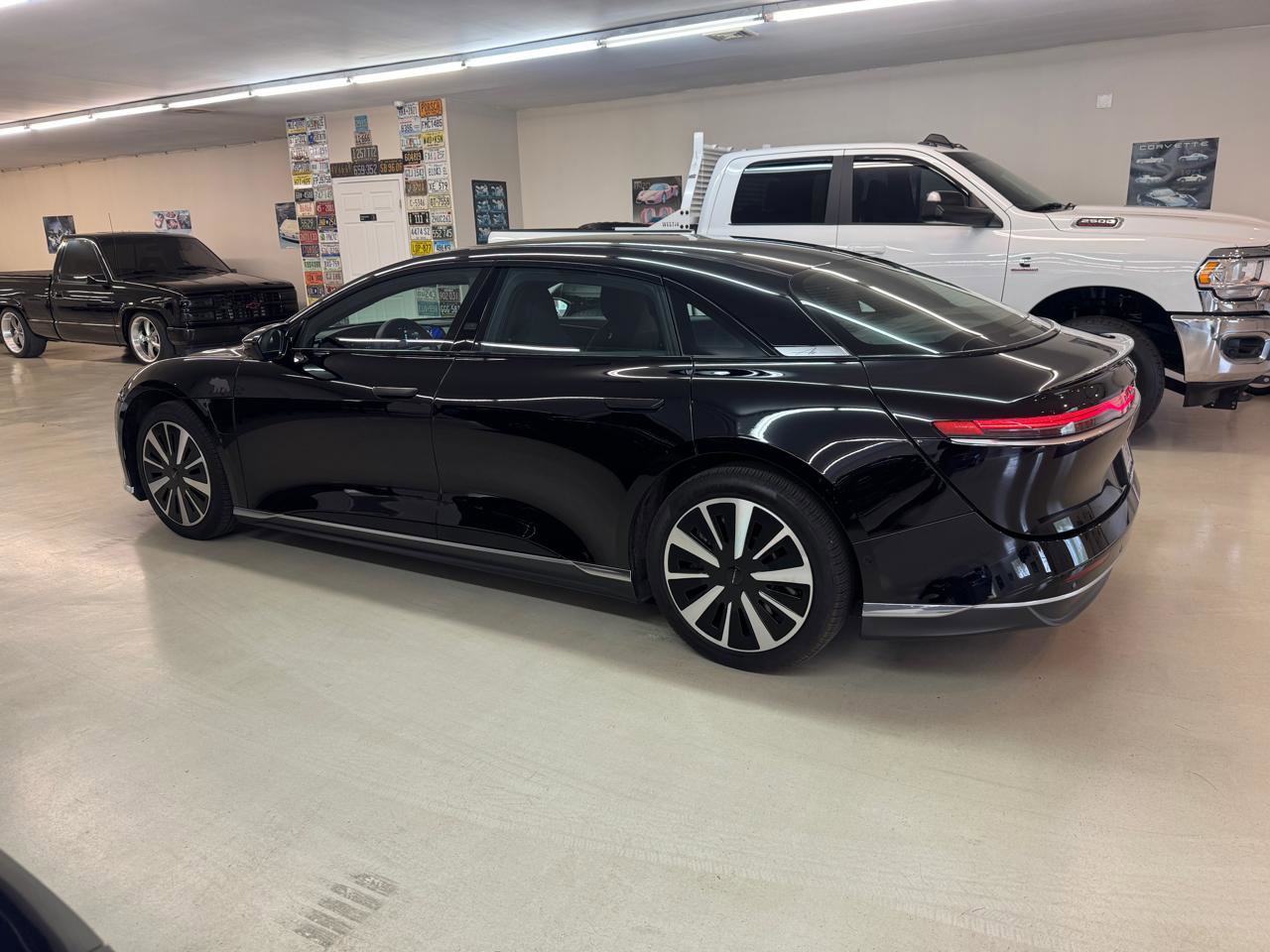 Used 2023 Lucid Air Touring AWD/4WD image 28