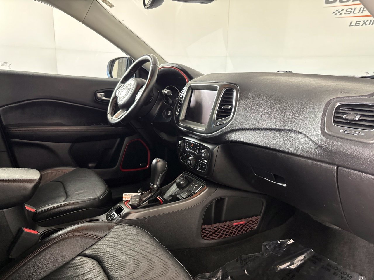 Used 2021 Jeep Compass Trailhawk w/ Sun and Sound Group AWD/4WD image 35