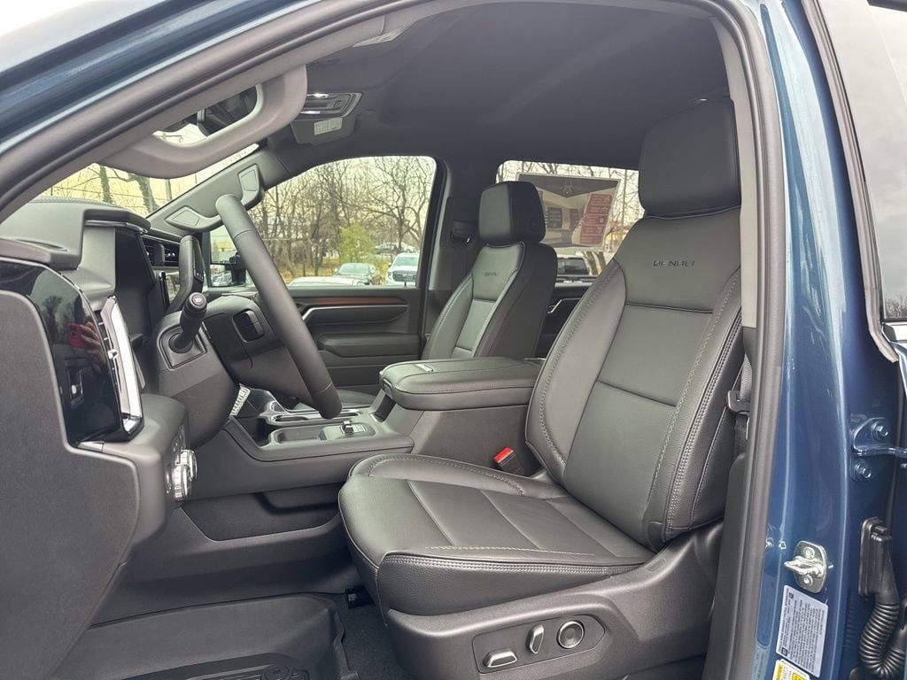 New 2026 GMC Sierra 2500 Denali AWD/4WD image 14