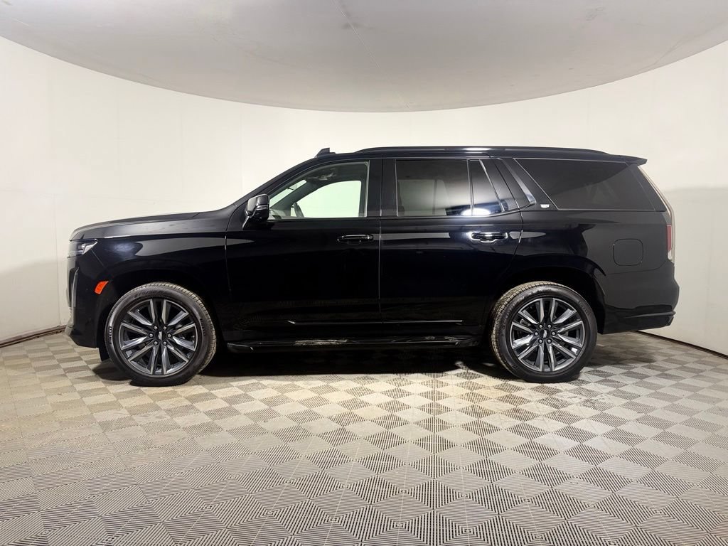 Used 2024 Cadillac Escalade Sport AWD/4WD image 3