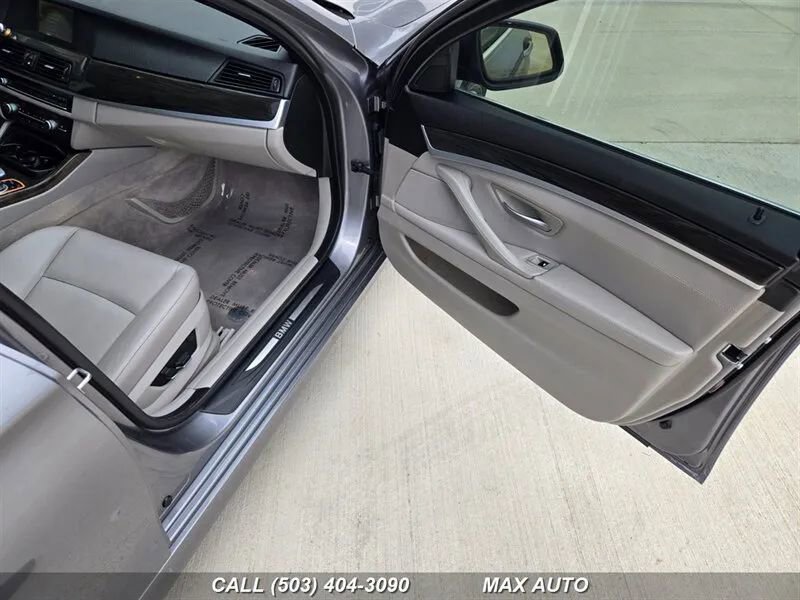 Used 2013 BMW 528i Sedan image 19
