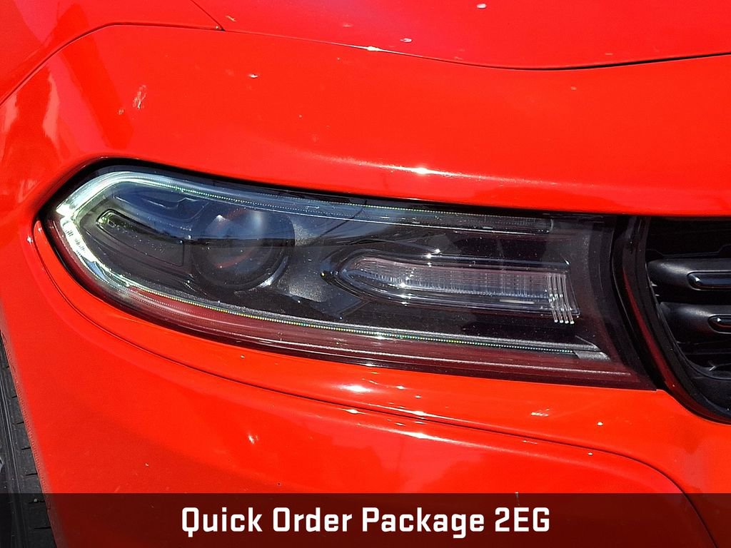 Used 2020 Dodge Charger SXT w/ Leather Interior Group image 11
