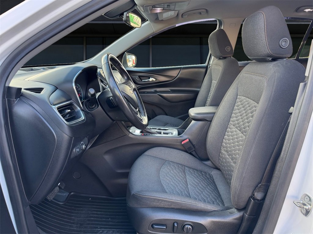 Used 2019 Chevrolet Equinox LT image 14