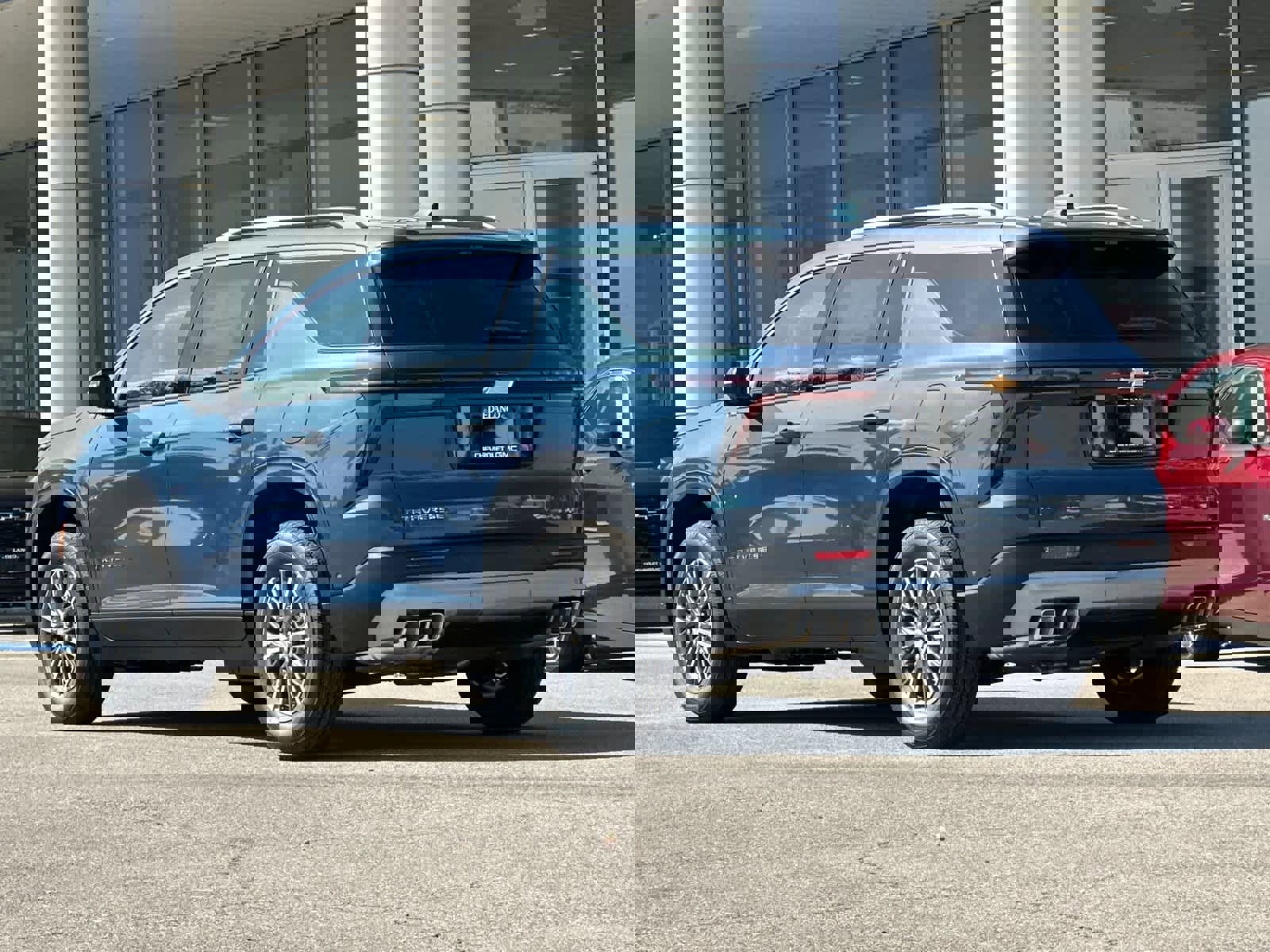 New 2026 Chevrolet Traverse LT w/ Enhanced Driving Package image 3