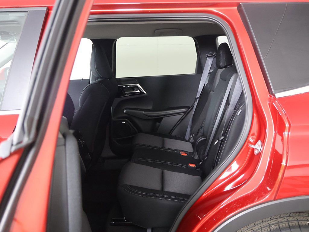 New 2026 Mitsubishi Outlander ES AWD/4WD image 32