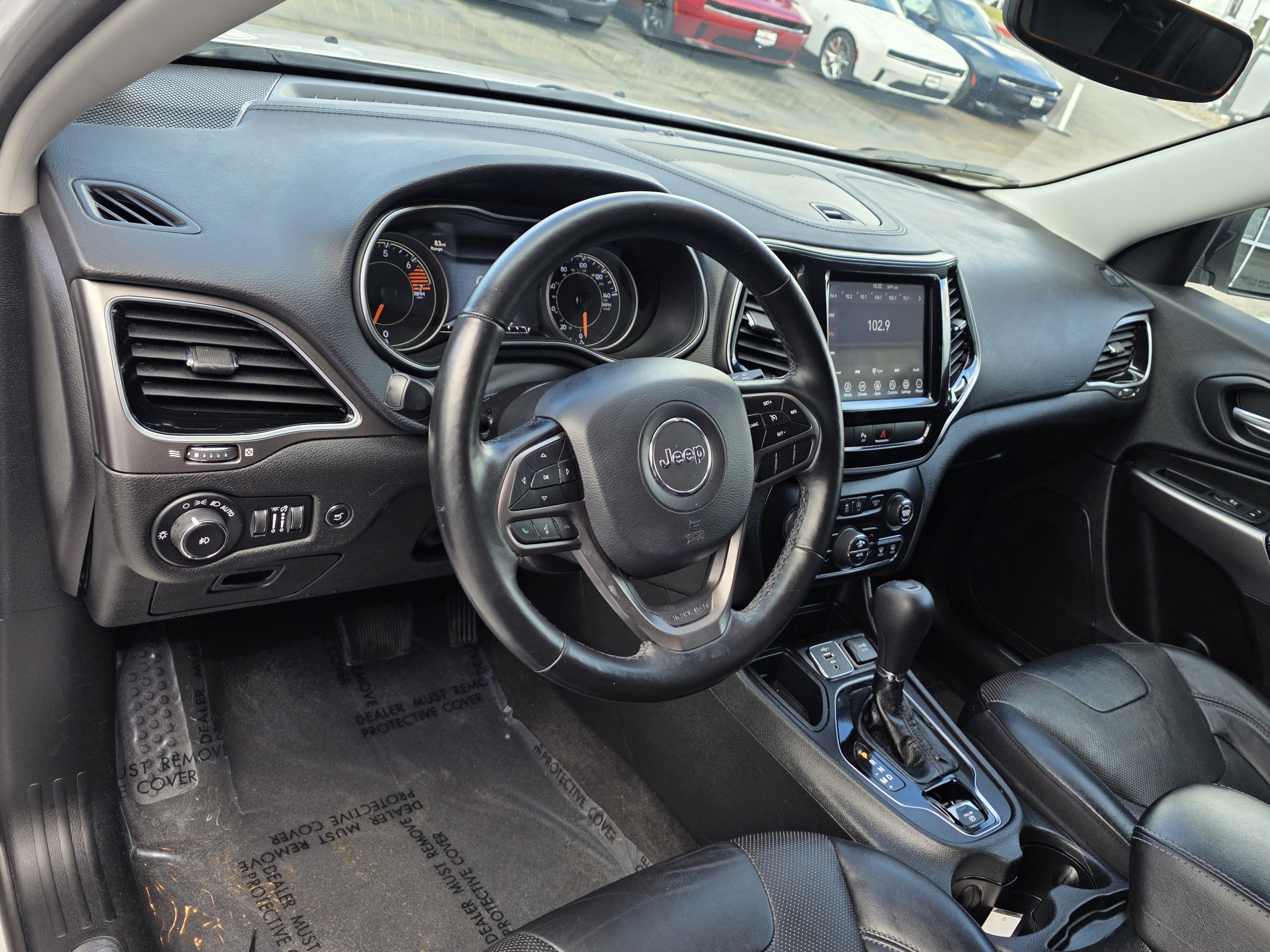 Used 2020 Jeep Cherokee Limited image 10