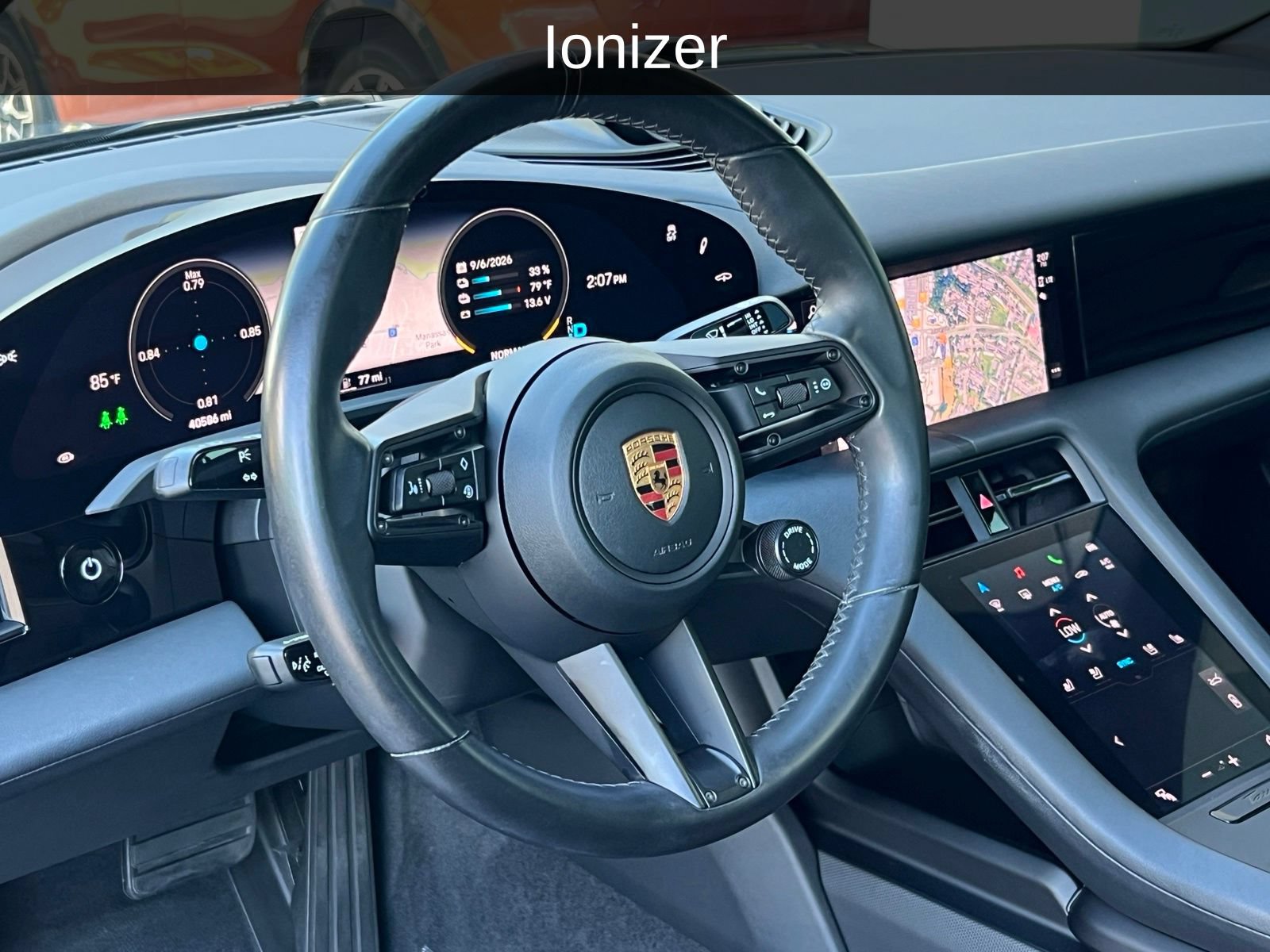 Used 2020 Porsche Taycan 4S AWD/4WD image 7