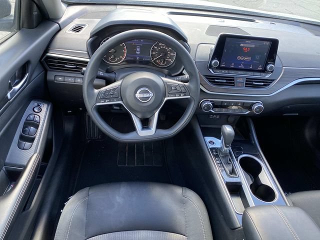 Used 2024 Nissan Altima 2.5 SV FWD image 10