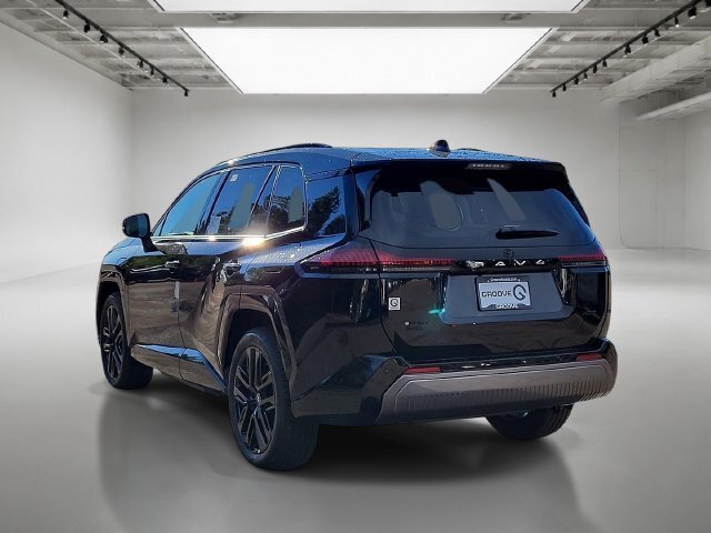 New 2026 Toyota RAV4 XSE AWD/4WD image 3