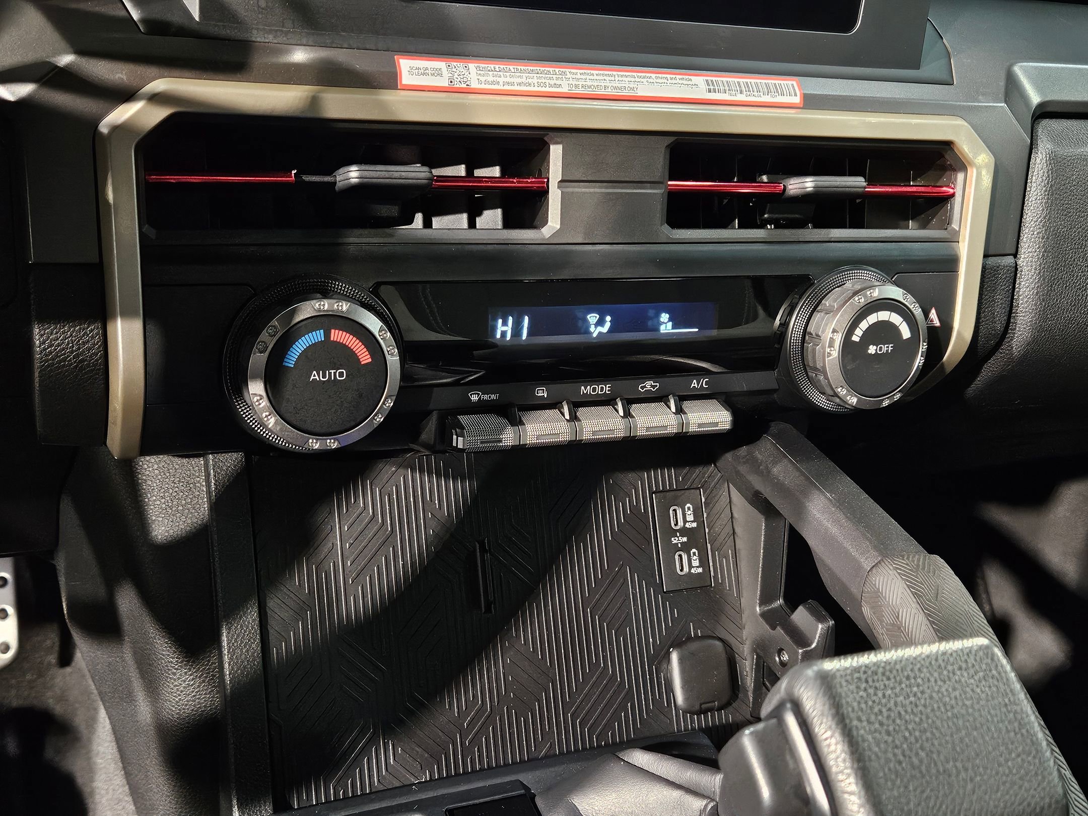 Used 2025 Toyota Tacoma TRD Sport image 31