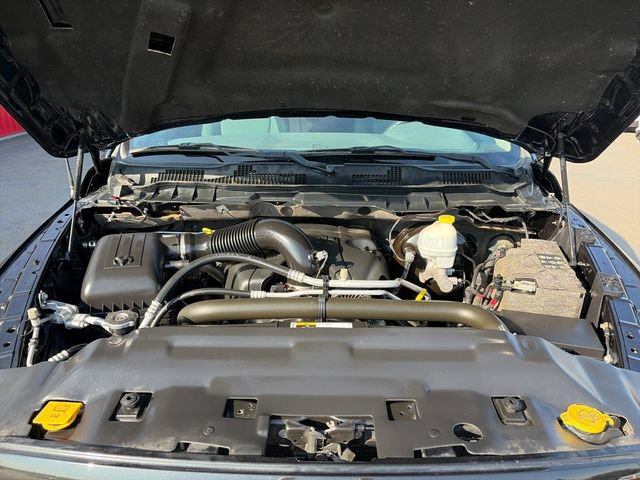 Used 2015 RAM 1500 ST AWD/4WD image 42