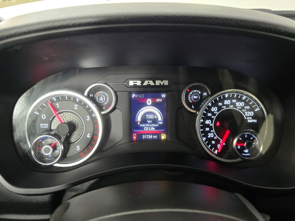 Used 2024 RAM 3500 Big Horn image 29