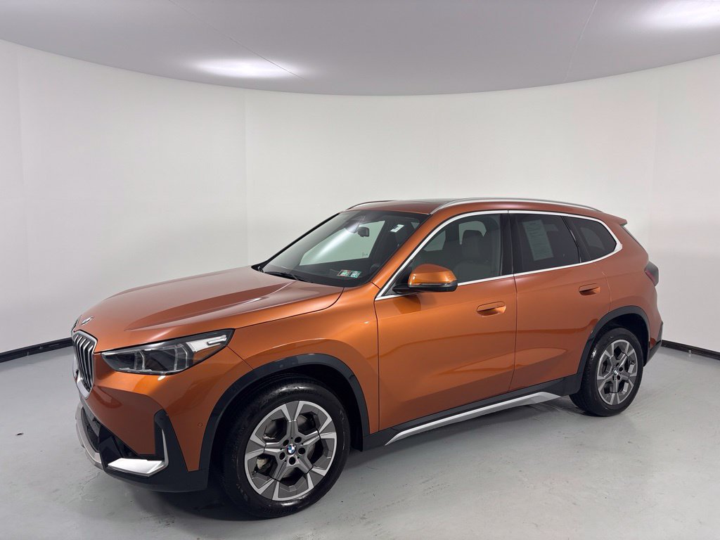 Certified 2025 BMW X1 xDrive28i w/ Technology Package AWD/4WD image 4