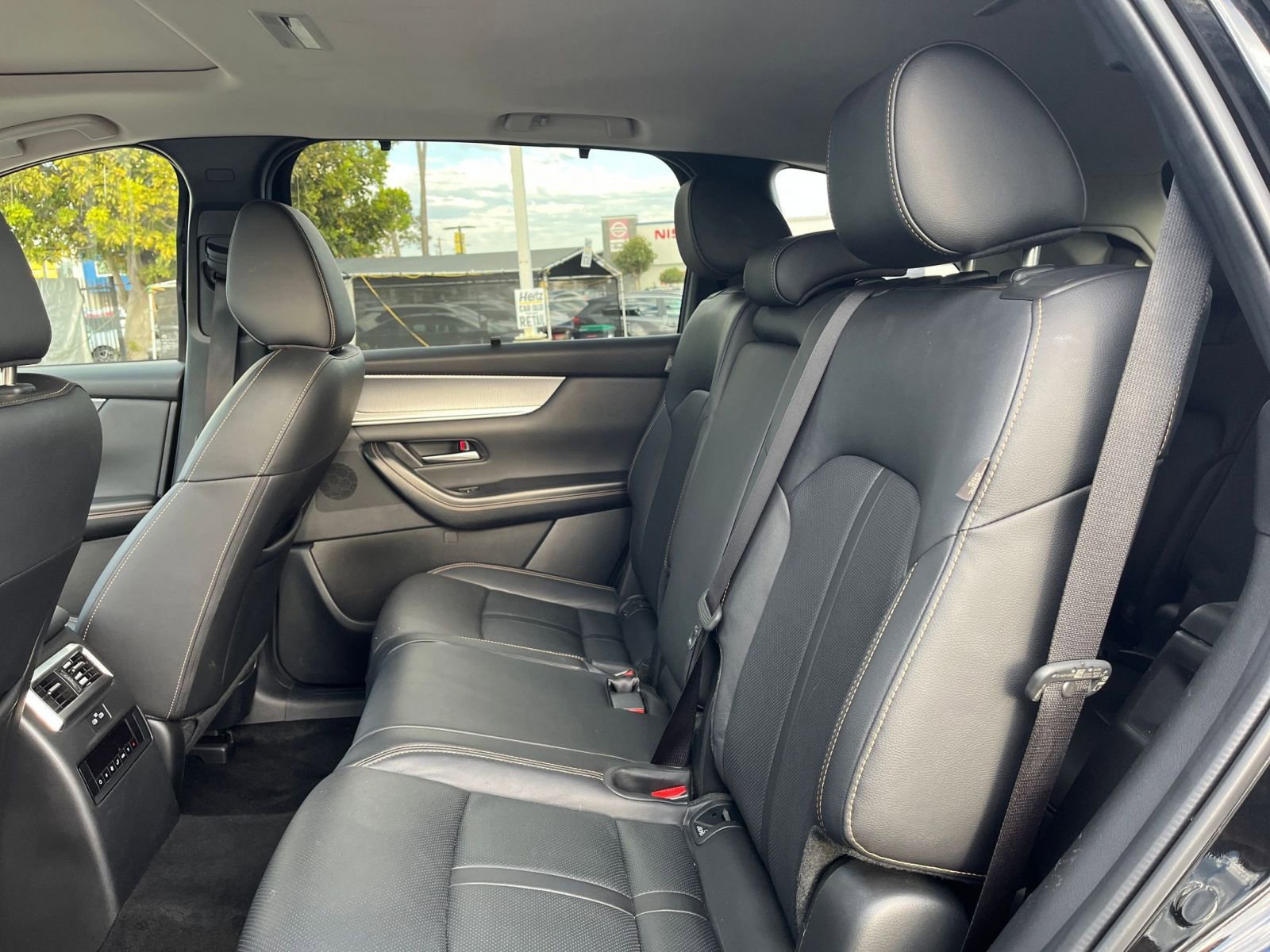 Used 2025 MAZDA CX-90 3.3 Turbo w/ Preferred Package image 25