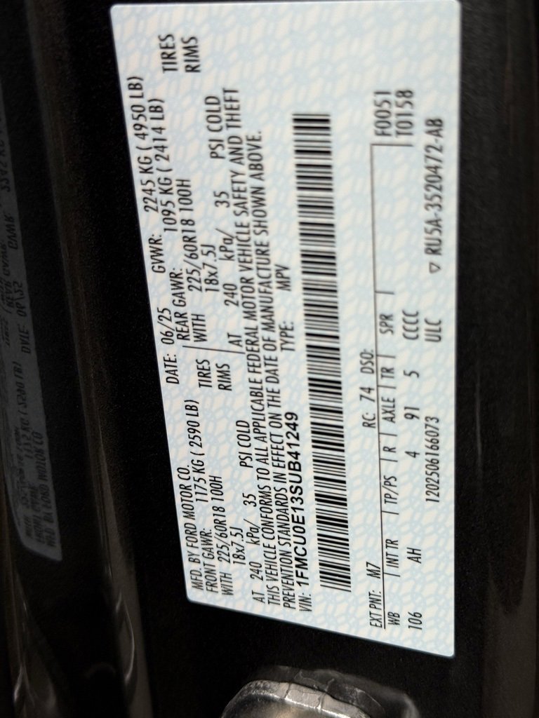 New 2025 Ford Escape SE w/ PHEV Premium Package