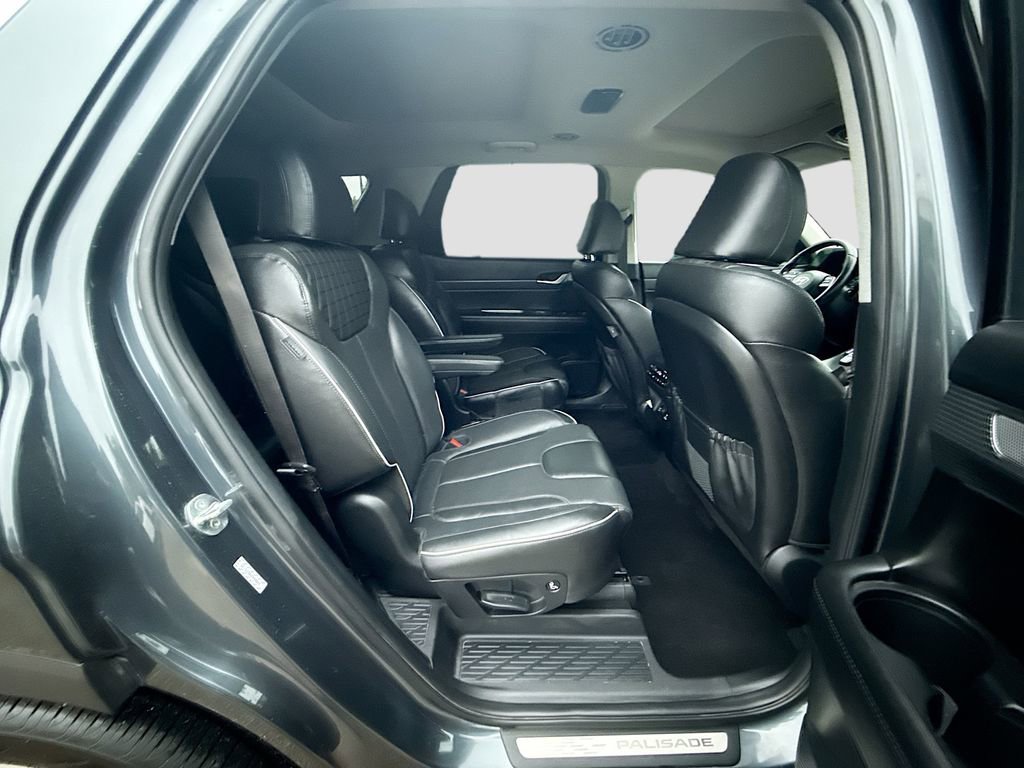 Used 2024 Hyundai Palisade Limited image 30